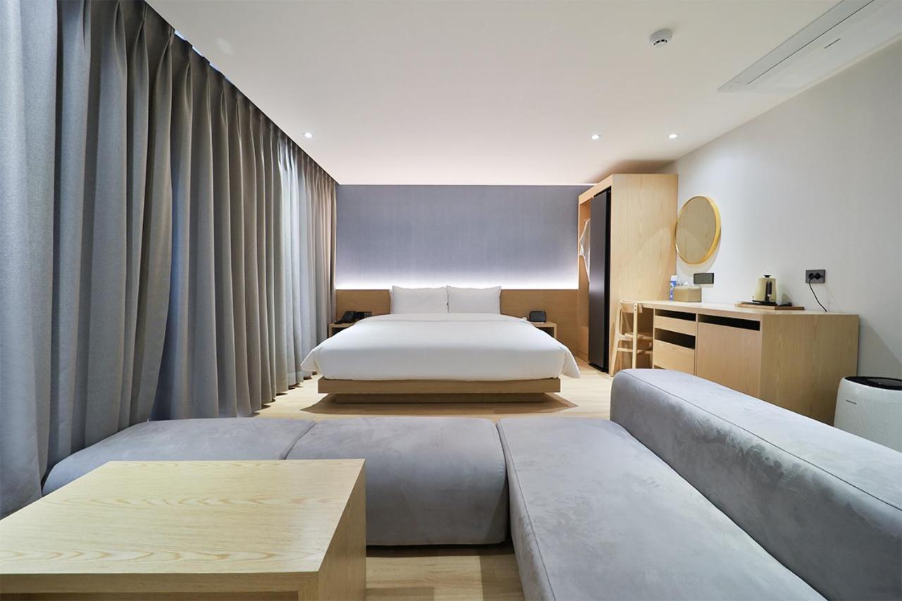Custom Hotel Ilsan Ni Esterno foto