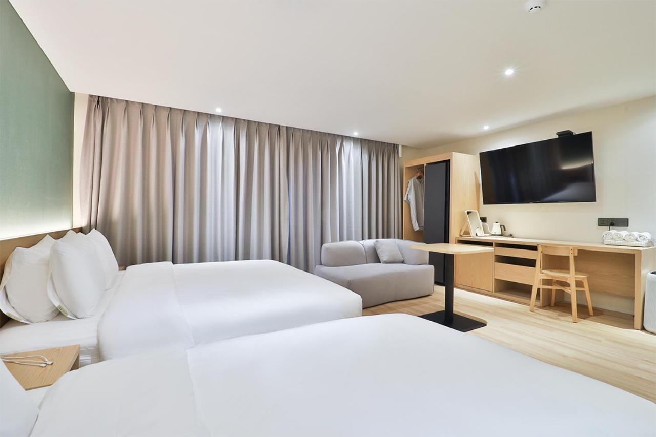 Custom Hotel Ilsan Ni Esterno foto