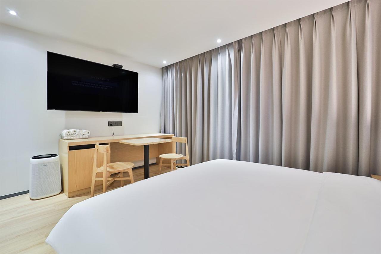 Custom Hotel Ilsan Ni Esterno foto